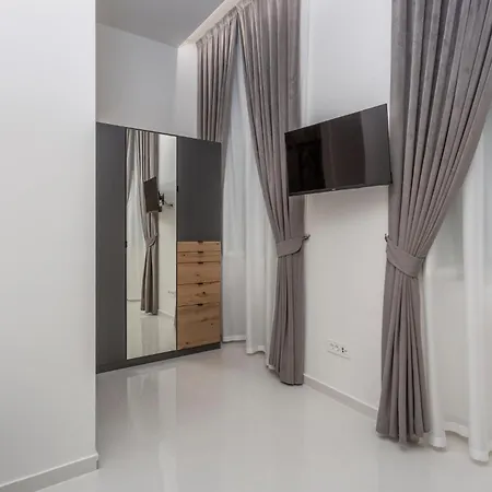 Daire 2 Bedroom Lovely In Opatija